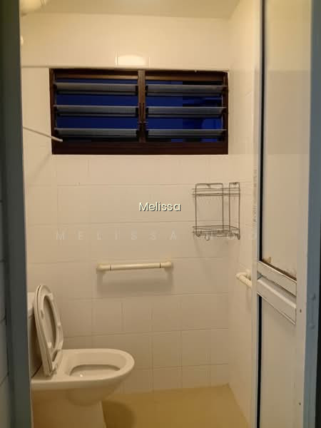 703 HOUGANG AVENUE 2 image 1 of 3