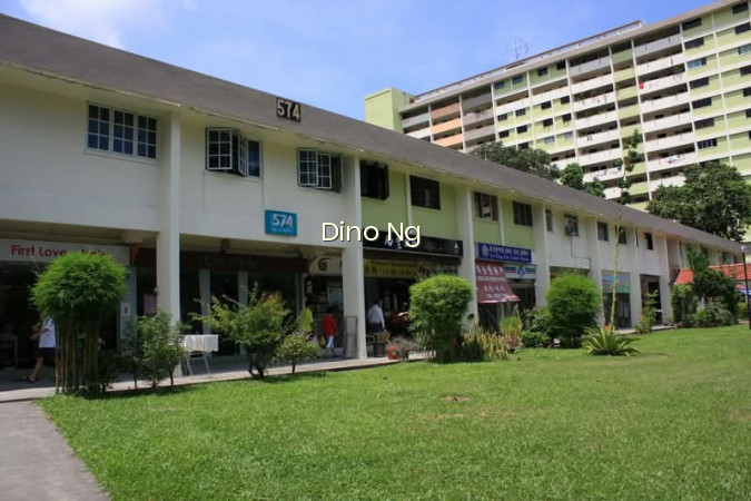 574 ANG MO KIO AVENUE 10 photo 5