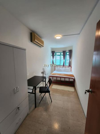 BALLOTA PARK CONDO photo 3