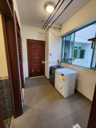 BALLOTA PARK CONDO photo 4
