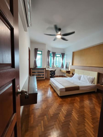 BALLOTA PARK CONDO photo 6