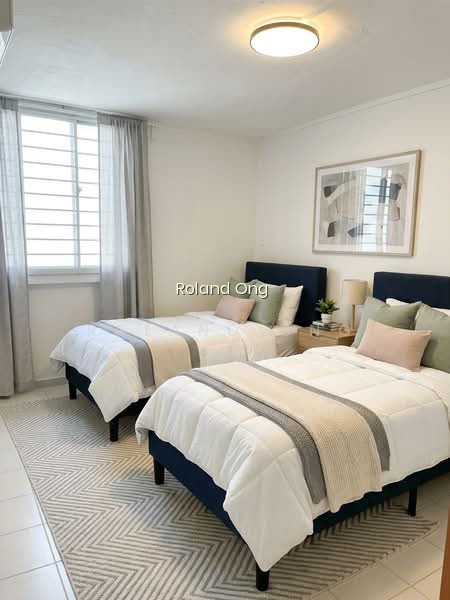 250 YISHUN AVENUE 9 image 1 of 10