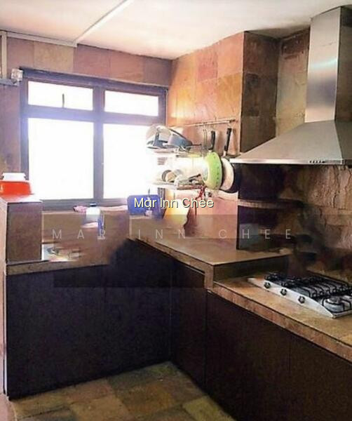 12 HOLLAND AVENUE photo 6