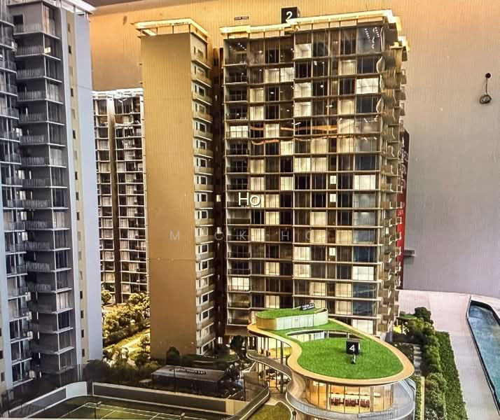GRAND DUNMAN image 1 of 10