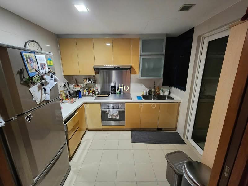 CITY SQUARE RESIDENCES photo 4