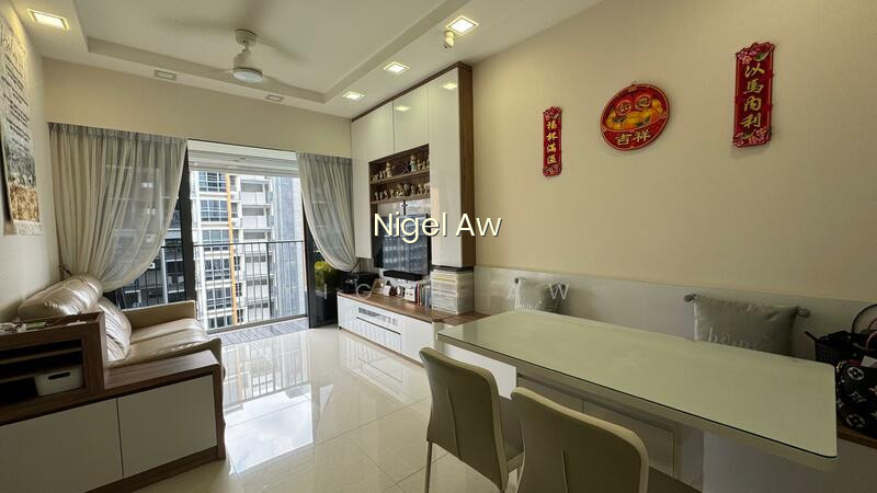 3 MIN WALK TO MRT! ☘️ SUPER CONVENIENT 2 BEDROOM UNIT ☘️ POOL VIEW photo 2