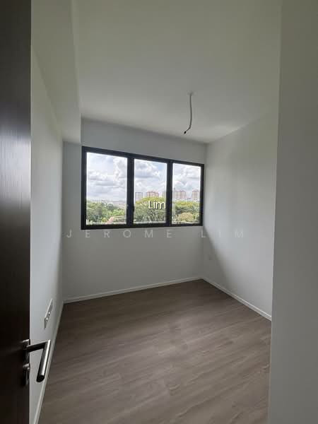 CHEAP! 1KM TO AI TONG! DOORSTEP TO MRT! photo 3