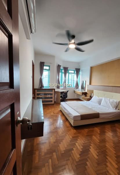 BALLOTA PARK CONDO photo 3