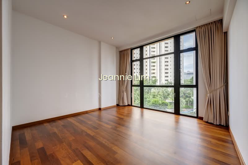 38 DRAYCOTT DRIVE photo 3