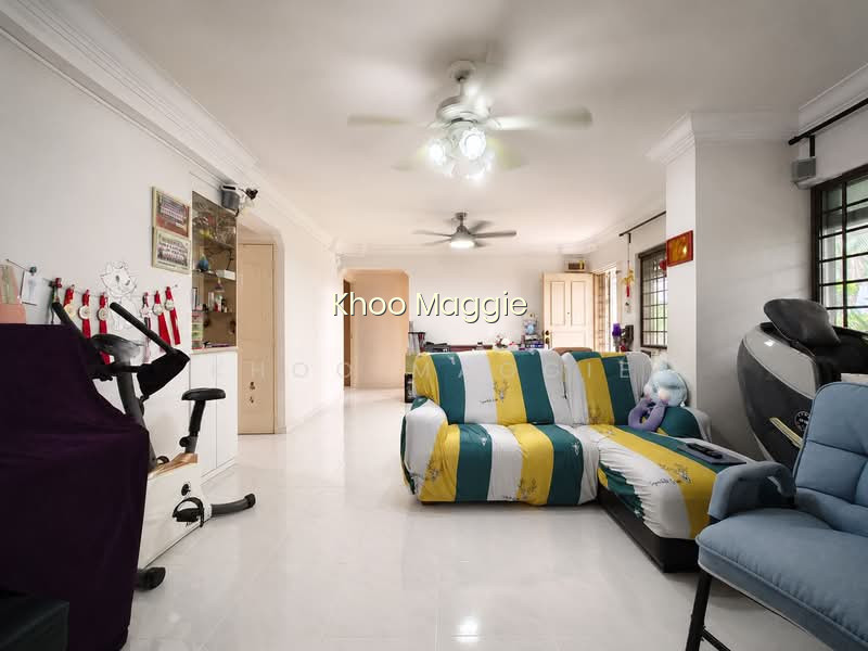 525 JELAPANG ROAD image 1 of 10