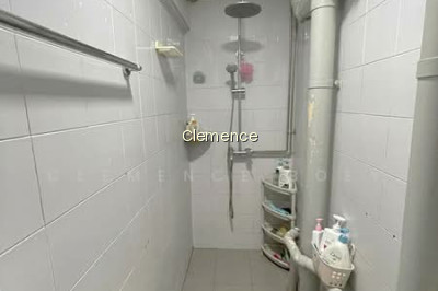 86 COMMONWEALTH CLOSE