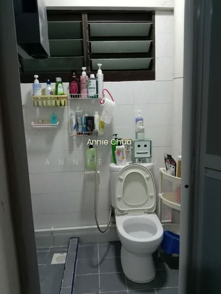 60 TEBAN GARDENS ROAD image 1 of 10
