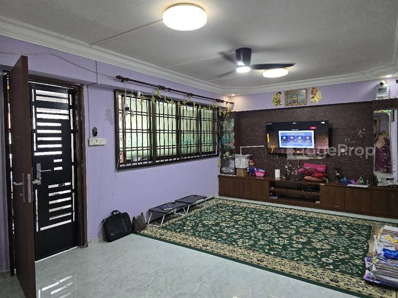 403 FAJAR ROAD image 1 of 10