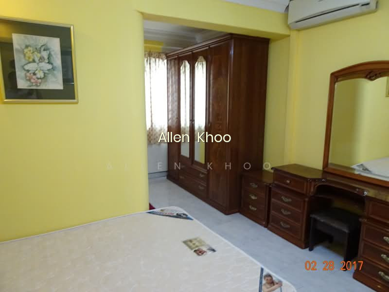 403 SERANGOON AVENUE 1 photo 3