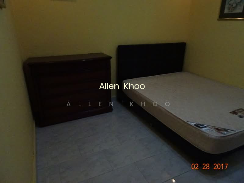 403 SERANGOON AVENUE 1 photo 4