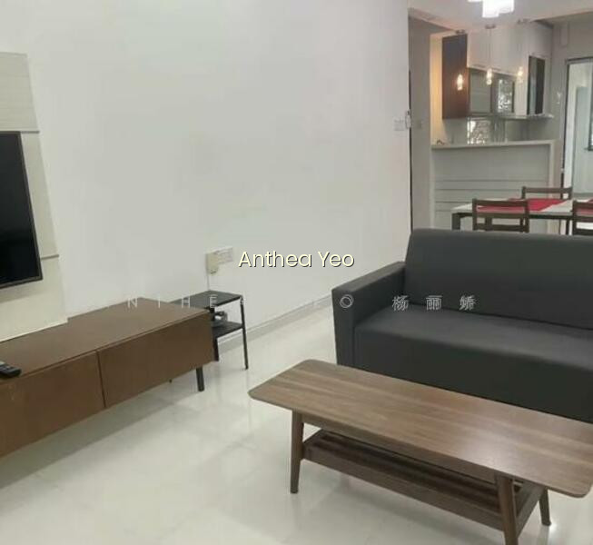 WARNER COURT photo 4