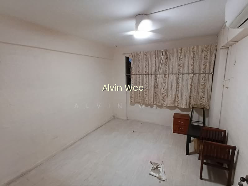 17 Marine Terrace image 1 of 10