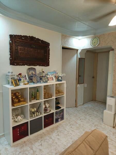 372 HOUGANG STREET 31 image 1 of 10