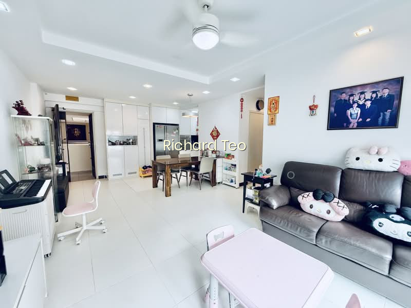 272C PUNGGOL WALK photo 2