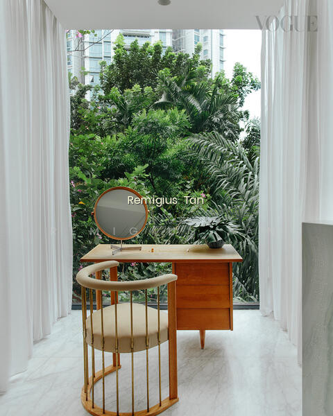 72 GRANGE photo 4