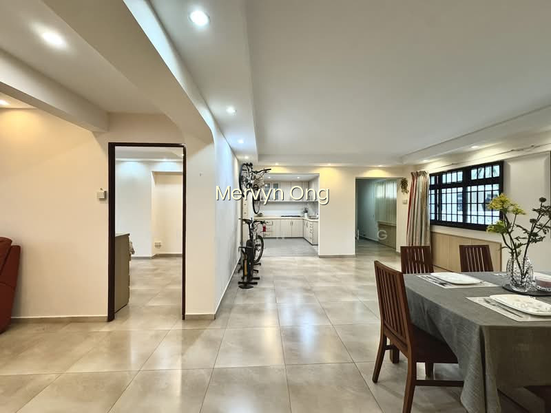 109 WHAMPOA ROAD photo 2