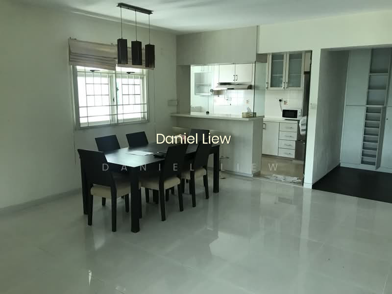 204D PUNGGOL FIELD image 1 of 10