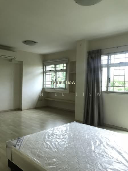 204D PUNGGOL FIELD photo 5
