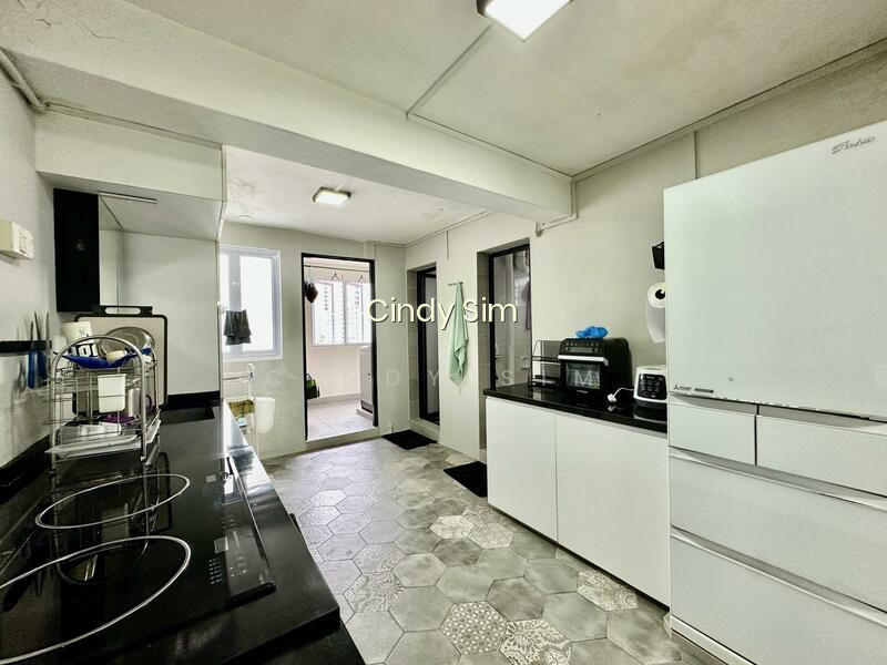 130 KIM TIAN ROAD photo 2