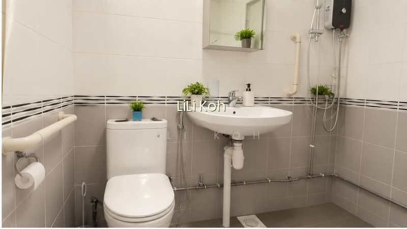 332 SERANGOON AVENUE 3 photo 2