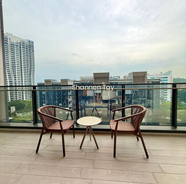 LEEDON GREEN photo 2