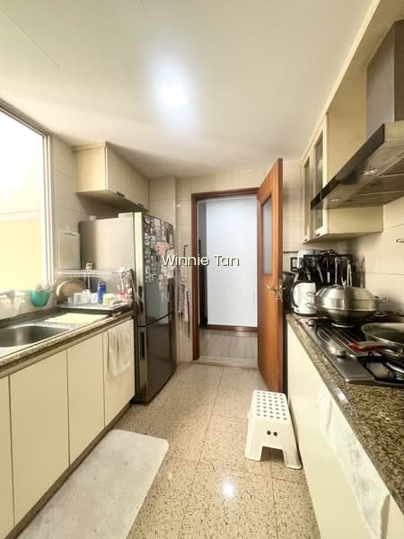 RAFFLESIA CONDO photo 6