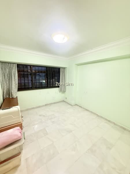 512 SERANGOON NORTH AVENUE 4 photo 3