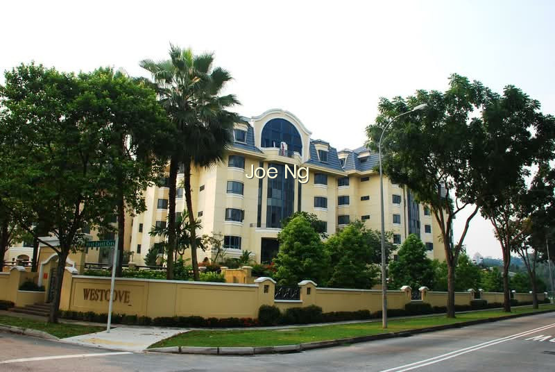 WESTCOVE CONDO photo 2