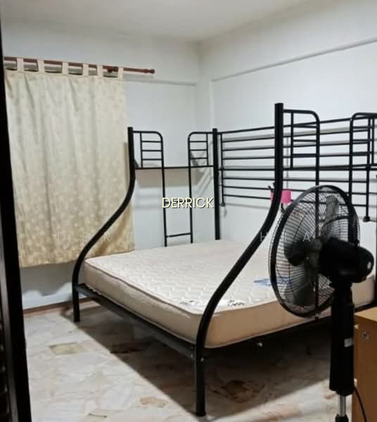 704 YISHUN AVENUE 5 photo 4