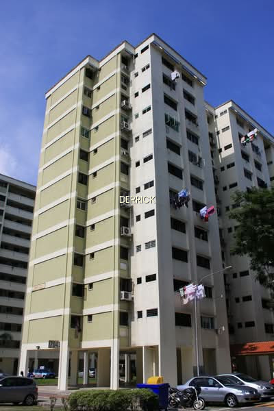 704 YISHUN AVENUE 5 photo 6