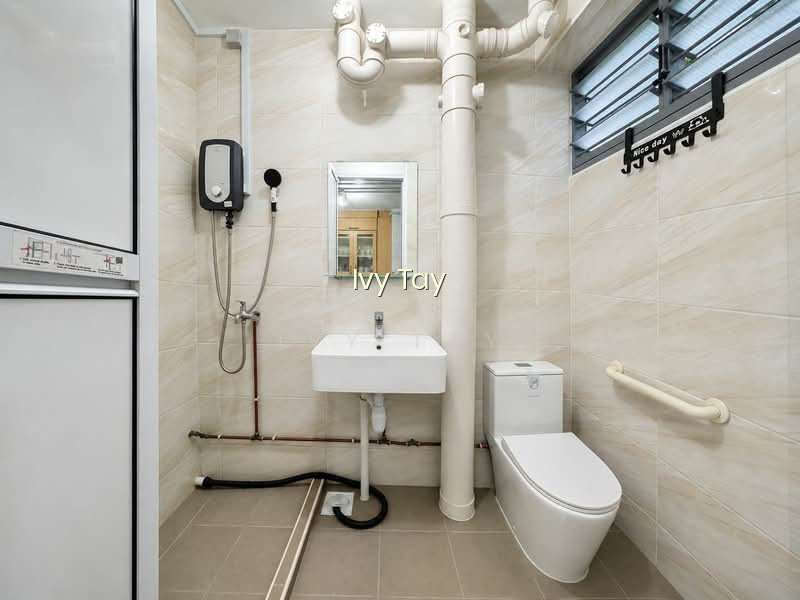 14 TOH YI DRIVE photo 4