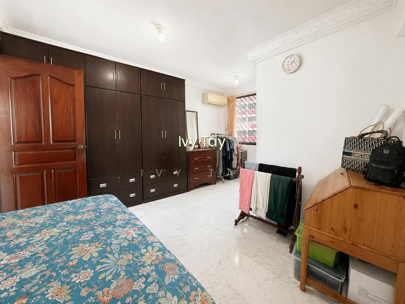14 TOH YI DRIVE photo 5