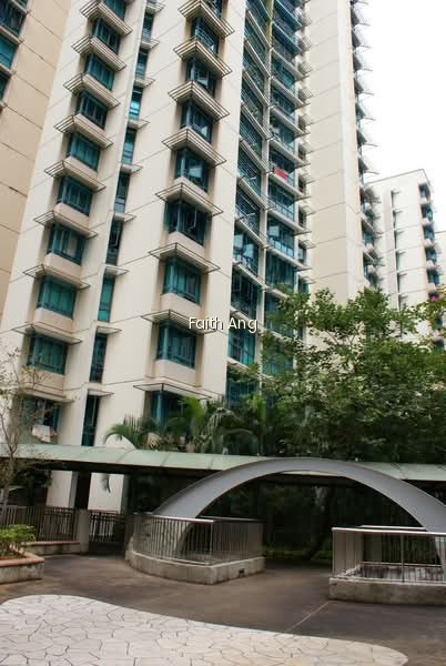 192 PUNGGOL CENTRAL photo 5
