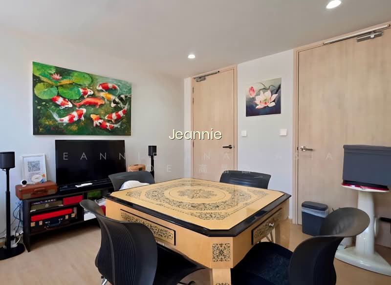 MODERN 1.5 STOREY CORNER-T @ SERANGOON GARDEN, HUNTINGDON,COWDRAY AVE, BRIDPORT, TAVISTOCK MRT image 1 of 4