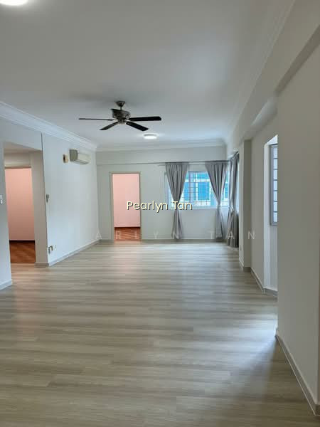 GRAND CHATEAU photo 2