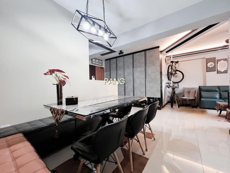 289A COMPASSVALE CRESCENT photo 4