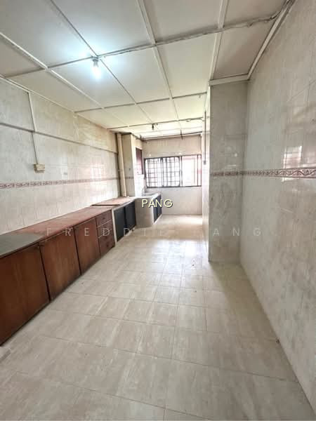 349 JURONG EAST AVENUE 1 photo 3