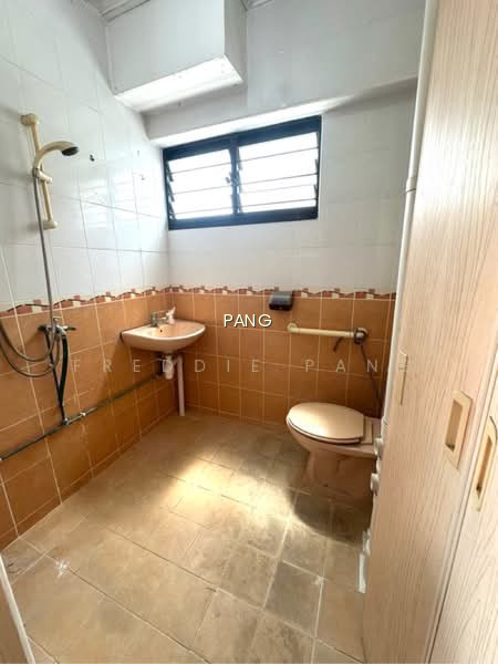 349 JURONG EAST AVENUE 1 photo 5