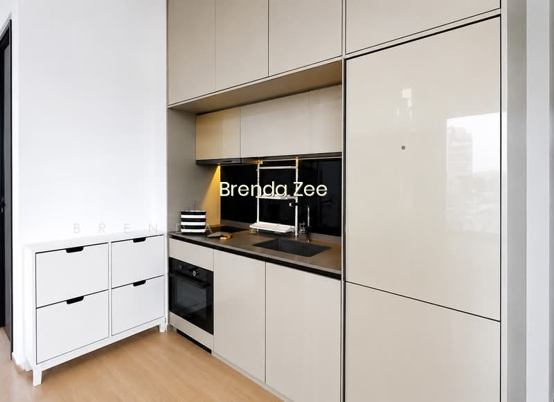 38 JERVOIS image 1 of 10