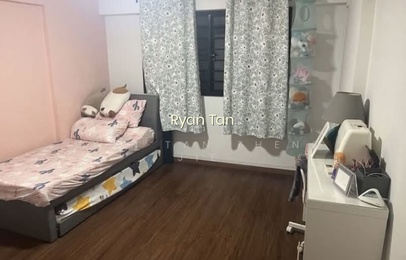 51 Teban Gardens Road image 1 of 9