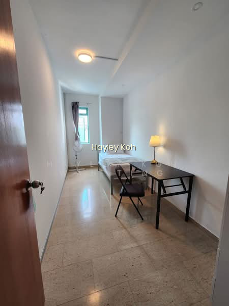 BALLOTA PARK CONDO photo 5