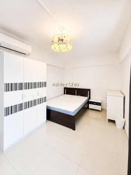 206 JURONG EAST STREET 21 photo 2