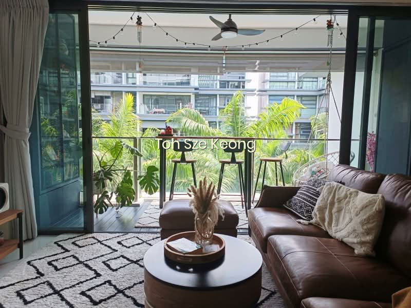 HEDGES PARK CONDOMINIUM photo 2