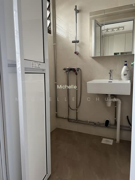 565 HOUGANG STREET 51 photo 3