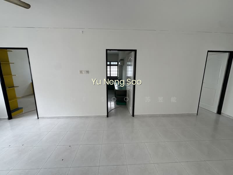 963 HOUGANG AVENUE 9 image 1 of 10